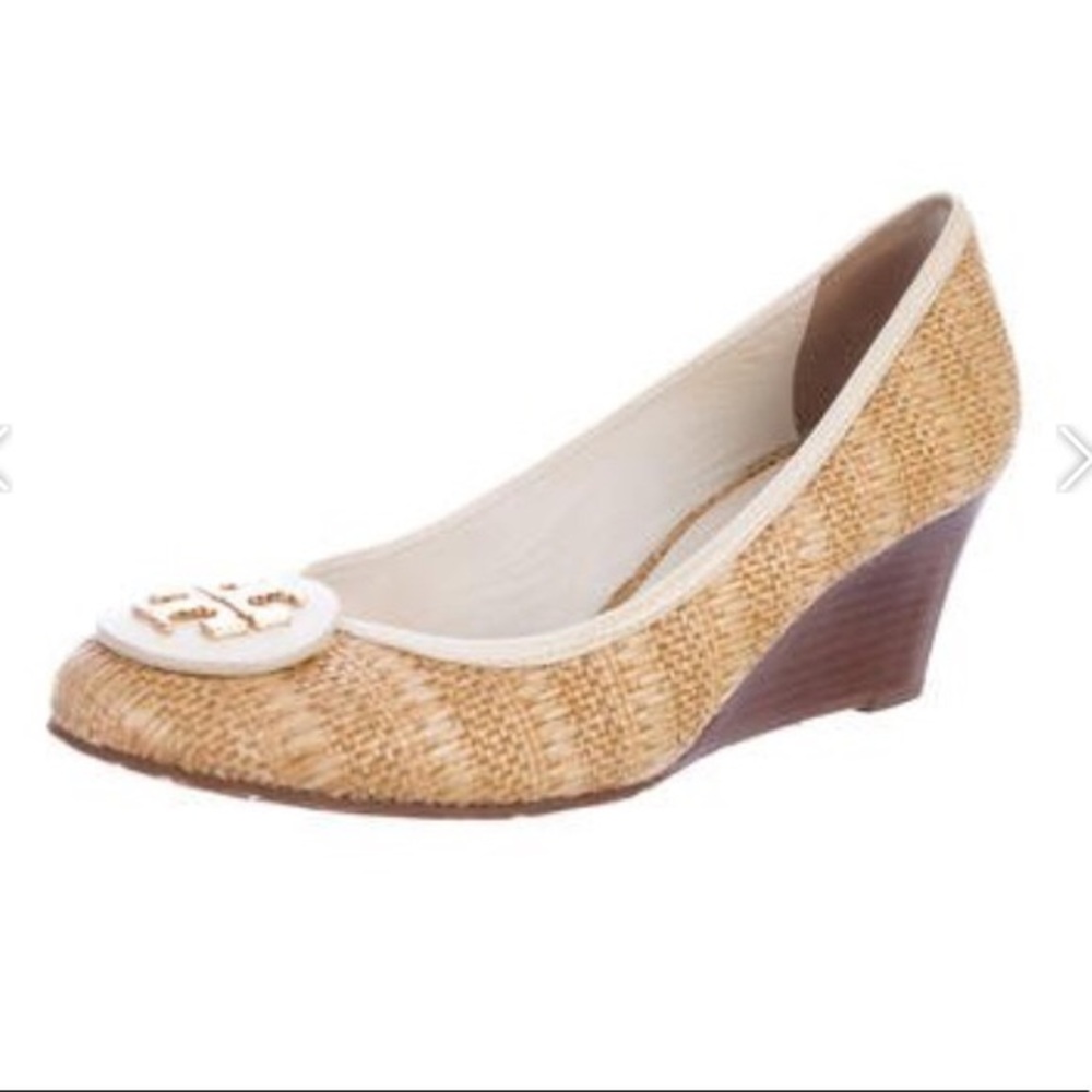 Great cond! Tory Burch Wedges Sally Straw Reva